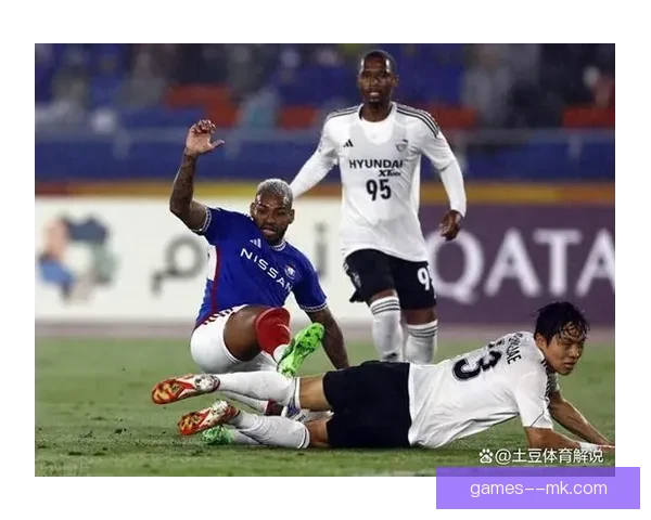 库巴西稳固防线精准布置成功制造对方越位陷阱