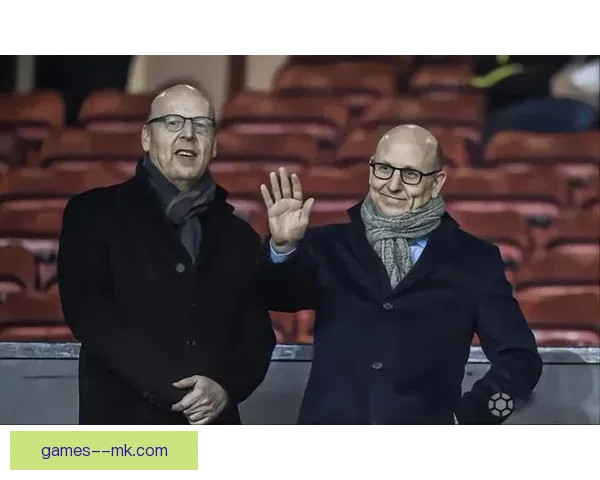 曼联格雷泽家族宣布考虑出售俱乐部引发全球球迷关注与热议